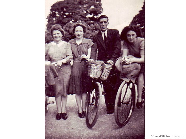 Mrs Tobin, Maureen, Jim Angela
August 1946
Angela Gray lived in Shelalagh Co. Wicklow. Eva's sister Ellen and Angela met at work. After a summer visit to Wicklow Ellen & Eva becam friends with Angela and her sister Gretta.